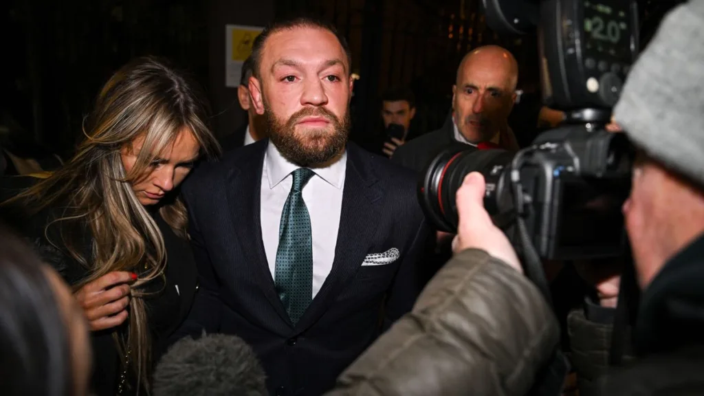 Conor McGregor escluso da Hitman "con effetto immediato" dopo che una giuria gli ha ordinato di pagare 260.000 dollari a una donna che lo ha accusato di stupro 9 Conor McGregor cut from Hitman 'effective immediately' after jury orders him to pay $260,000 to a woman who accused him of rape