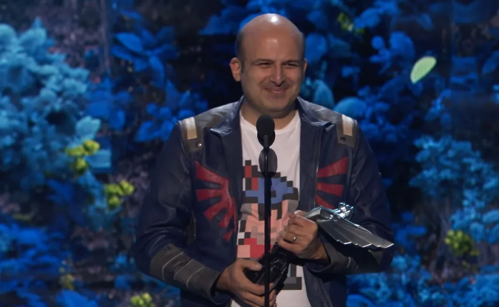 Dopo essere stato premiato ai The Game Awards per aver aiutato gli sviluppatori licenziati, Amir Satvat dice di aver ricevuto "innumerevoli" messaggi d'odio 11 After being honored at The Game Awards for helping laid-off devs, Amir Satvat says he's received 'countless' hateful messages: 'This can happen to you too when you sacrifice over 2,000 hours of your time to help the industry'