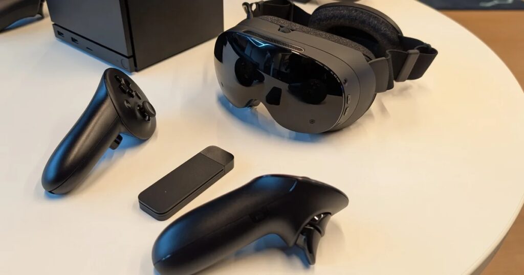 Steam Frame with controllers 2